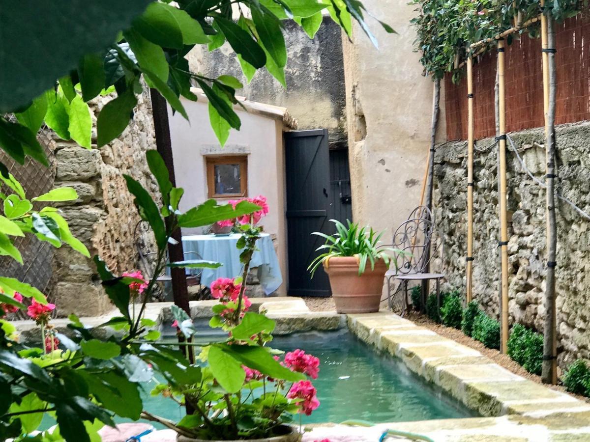 Ferienwohnung Chez Vous Uzès Exterior foto